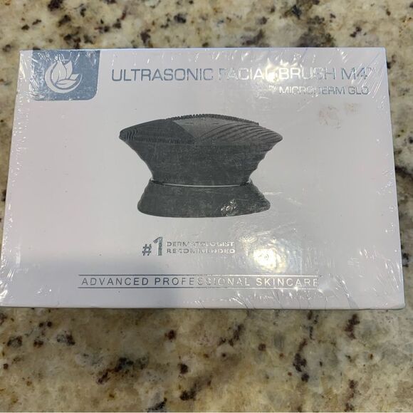 Ultrasonic Facial Brush M4 by Microderm GLO - Picture 1 of 4